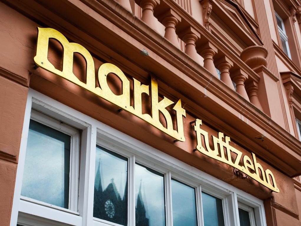 Aparthotel Markt Fuffzehn Щралзунд Екстериор снимка